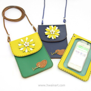 화인  손바느질공예 휴대폰 가방